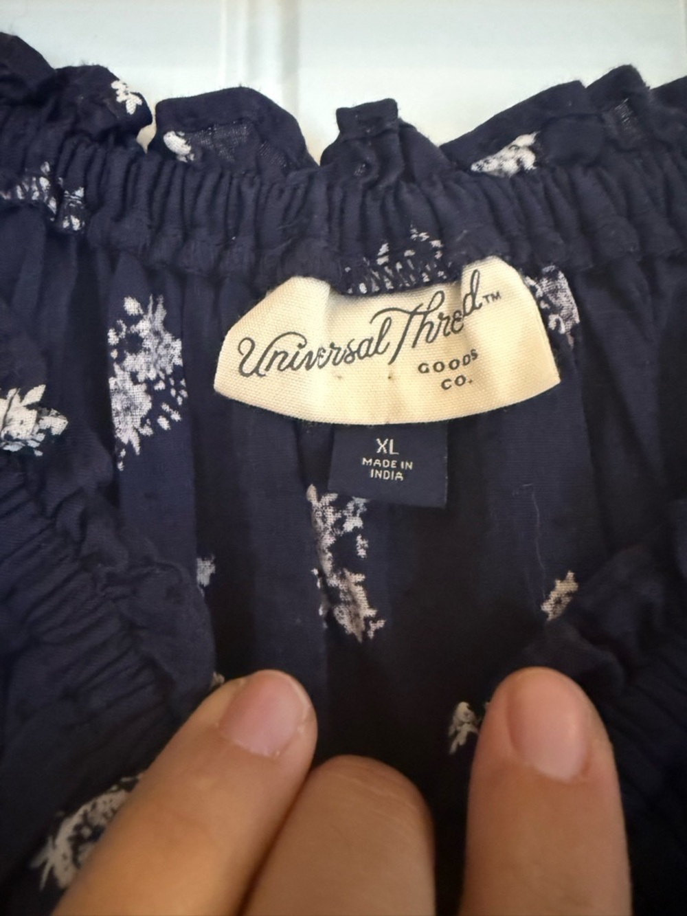 Universal Thread Navy Floral Ruffle Peasant Top - Picture 6 of 9